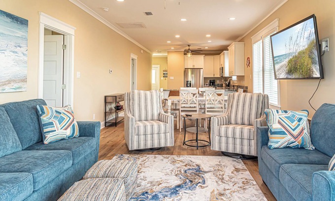 Fort Morgan House | Charming Coastal dream cottage 3-bedroom house in fantastic Fort Morgan
