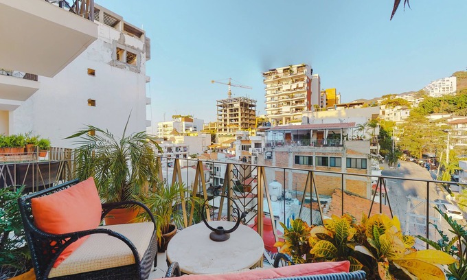 Amapas Condo | Charming Condo in V177! 1BD Condo for rent in Old Town, Puerto vallarta