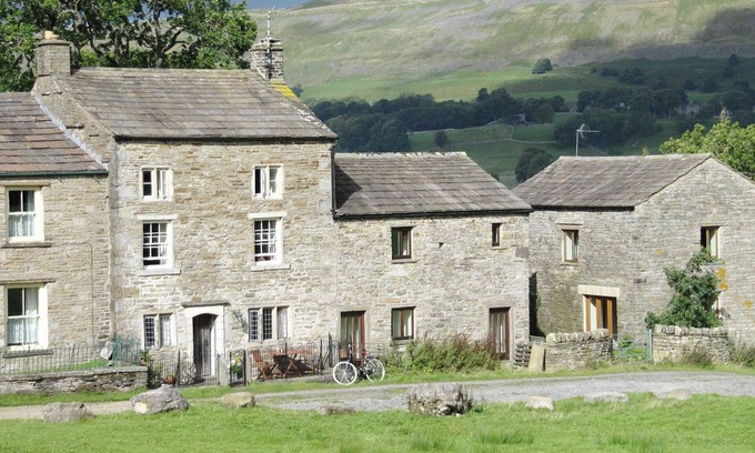 Hawes Cottage | Charming cottage in beautiful location with extensive views of the dales.