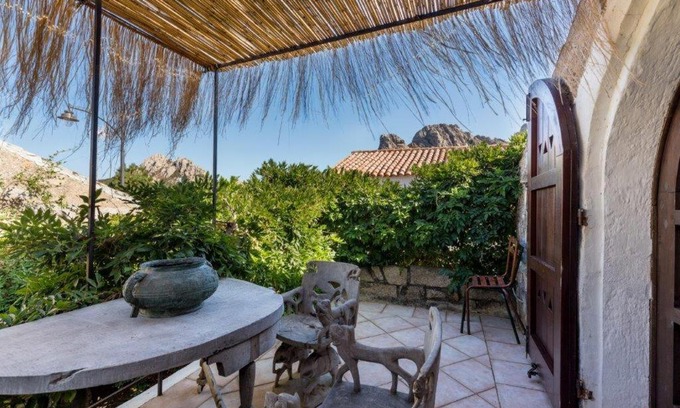 San Pantaleo House | Charming Cottage Il Glicine a San Pantaleo
