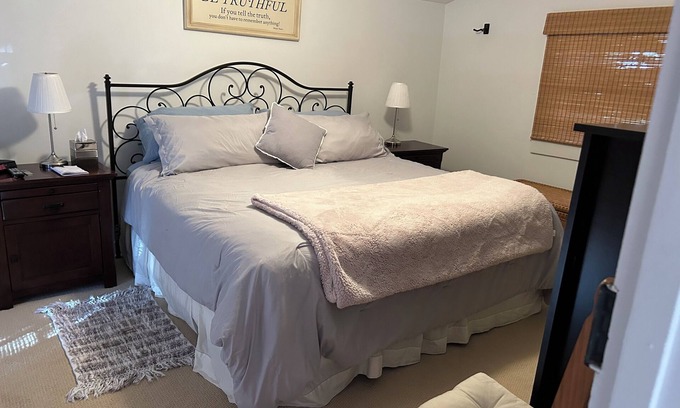 Sag Harbor Cottage | Charming Cottage located 5 minutes from Sag Harbor Village.