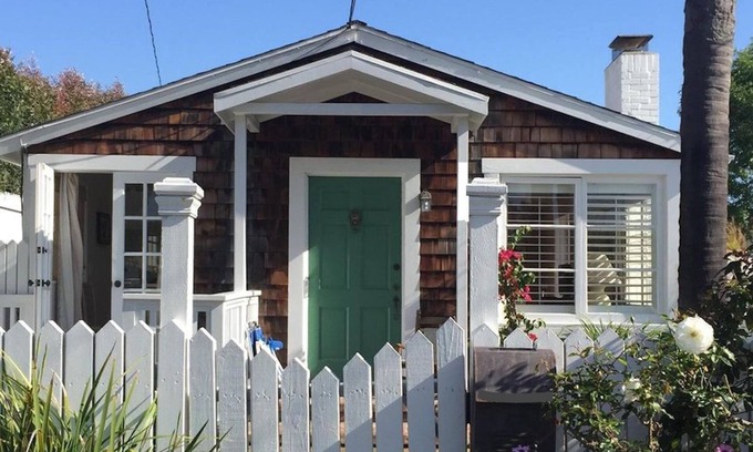 Laguna Beach Cottage | Charming Cottage Near the Beach In the Heart of Laguna Village