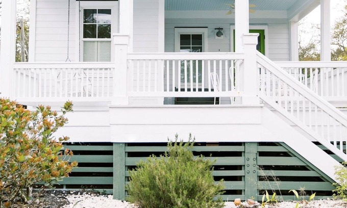 Southport Cottage | Charming Cottage near downtown Southport