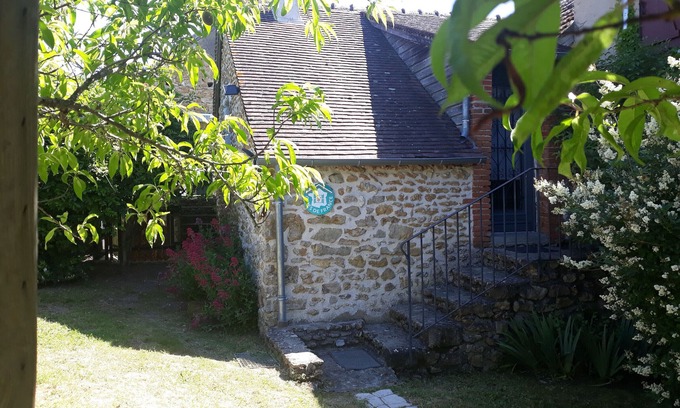 Le Menoux Cottage | Charming Cottage with Heated Pool, Private Garden, Near Creuse River and Historic Villages