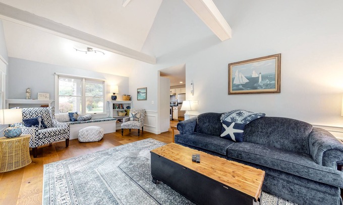 Falmouth Heights House | Charming cottage with deck, yard, & AC - walk to beach, Main Street, & ferry
