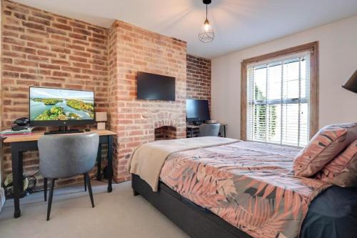 Exmouth House | Charming Dog Friendly Cottage in Devon