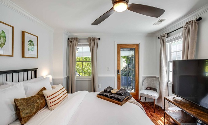 Cannonborough Elliotborough House | Charming Downtown 1 BR