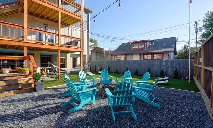 Bryson City Apartment | Charming Downtown Bryson City SkyLoft Studio 3 - Perfect for Couples