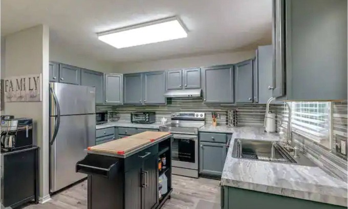 Canton House | Charming Family Home Near The Football Hall of Fame