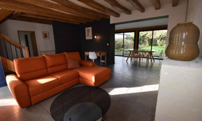 Saint-Pierre-des-Corps House | Charming farmhouse with garden close to Tours.