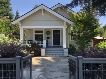 Willow Glen House | Charming Furnished Willow Glen Bungalow