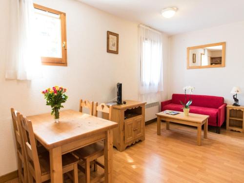 Giez Apartment | Charming Giez Apartment