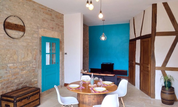 Eguilly Cottage | Charming guest house surrounded by nature