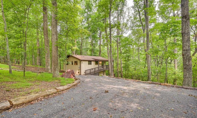 The Woods House | Charming Hedgesville Retreat with Deck and Fireplace!