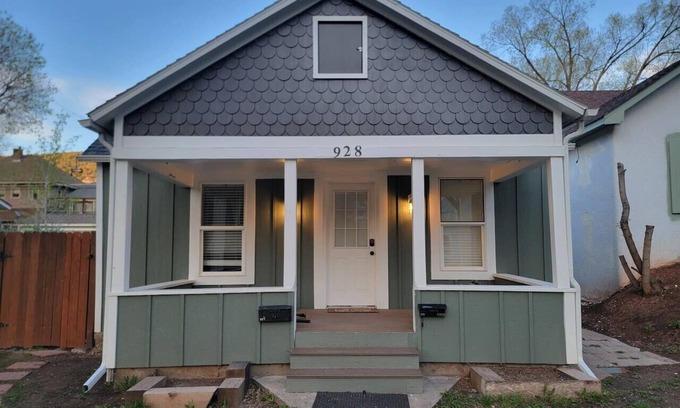 Glenwood Springs House | Charming, Historic! Walking Distance to Town!