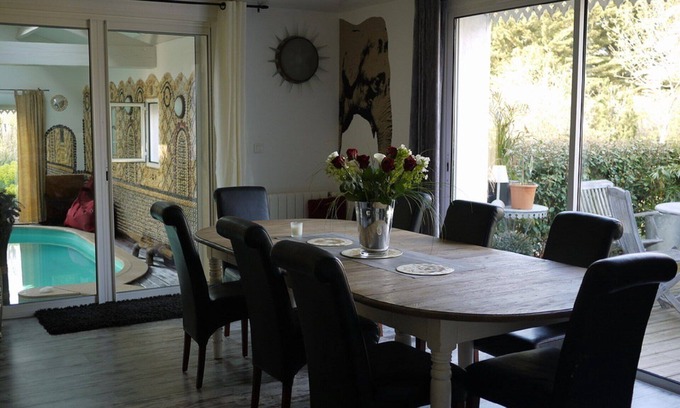 Le Chateau-d'Oleron House | Charming house on park 4300m and heated indoor pool, 14/16P