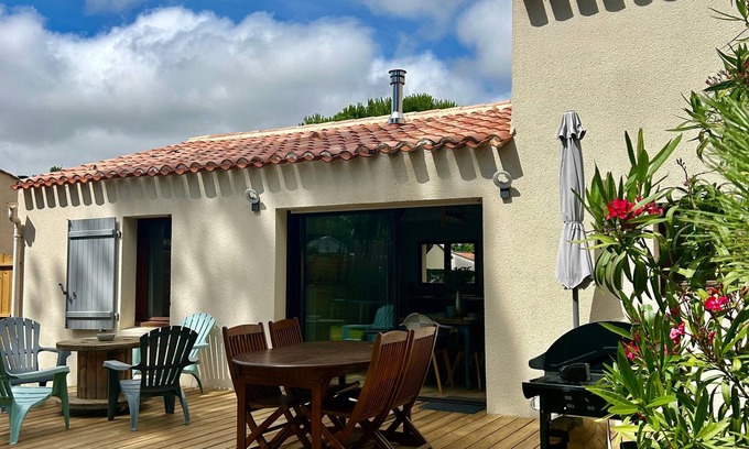 Saint-Jean-de-Monts House | Charming House Near Forest and Beach, Quiet Area, 3 Stars, WiFi, Garden, BBQ