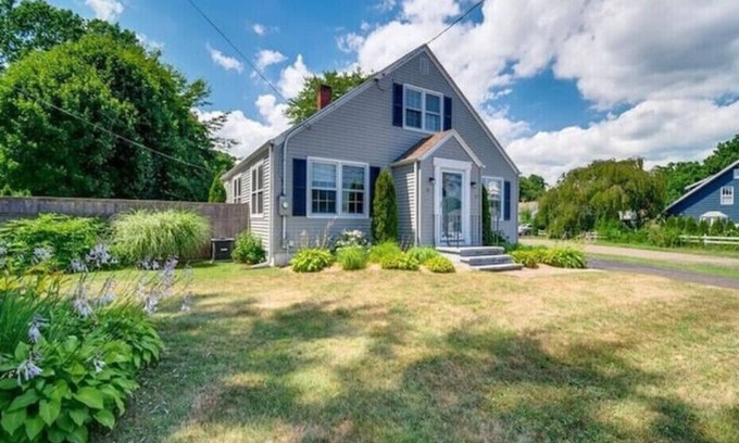 Branford House | Charming home, easy access - everything Branford. Super Host with 5-Star Rating