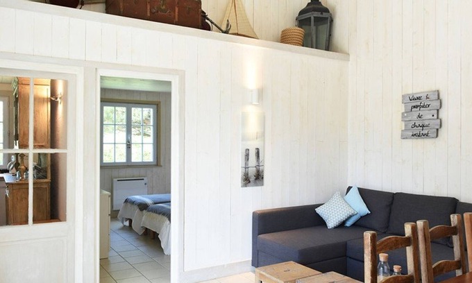 Les Portes-en-Re House | Charming Home Near Village Center with Garden & Modern Amenities