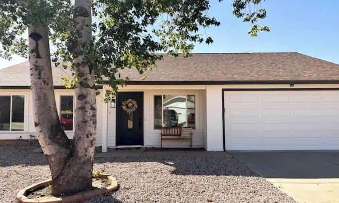Glendale House | Charming Home in the Heart of Arizona