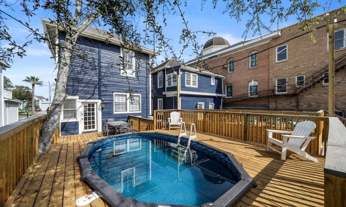 Galveston House | Charming Home Near Downtown with Pool & Fire Pit