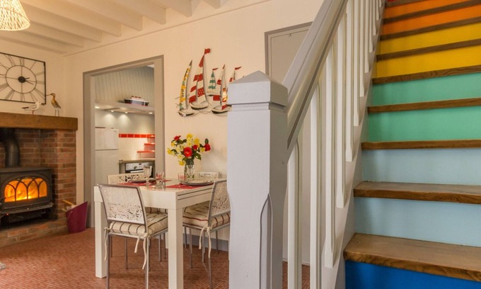 Saint-Pair-sur-Mer Cottage | Charming house with enclosed garden, WiFi, pets allowed, and parking