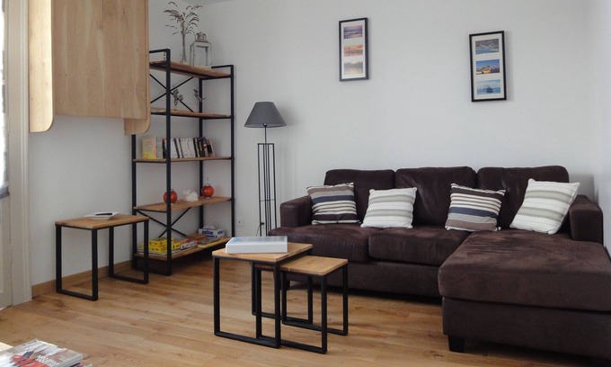 Mireval House | Charming house 2 steps from the sea in the historic center of the village