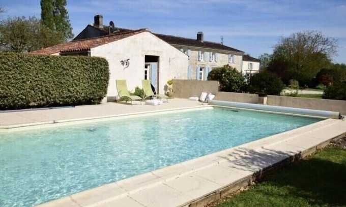 Geay House | Charming house 45min from La Rochelle and Royan, near Fouras.