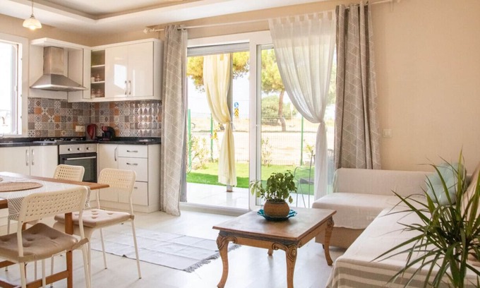 Cesme Apartment | Charming House Close to Beach in Cesme