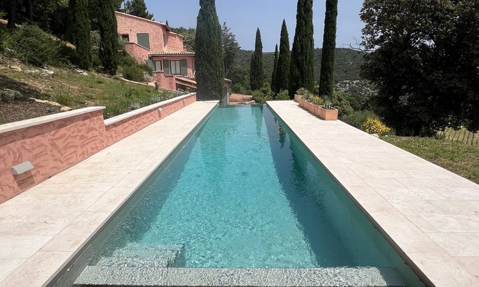 Suzette House | Charming house in the Dentelles de Montmirail. Ideal for recharging your batteries!