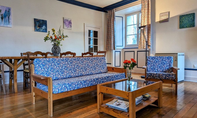 Yssingeaux Cottage | Charming House with Terrace, Enclosed Yard, WiFi, Near Leisure Activities, Sleeps 6