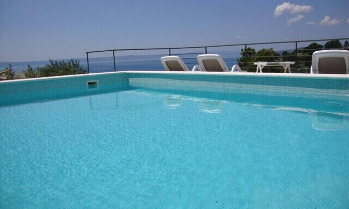 Krvavica House | Charming house with oversized heated pool