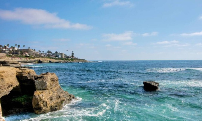 Village of La Jolla Condo | Charming La Jolla Village Getaway - Steps to Beach