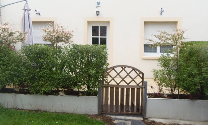 Grandcamp-Maisy House | Charming little house entirely renovated 200 m from the port