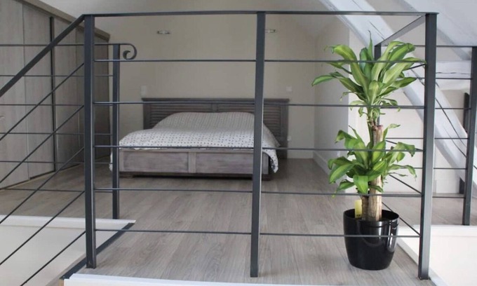 Auxerre House | Charming Loft in a quiet location in the heart of town