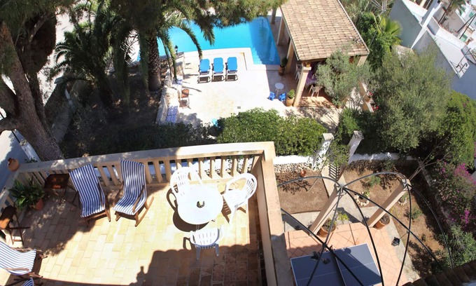 Portocolom Villa | Charming Mallorcan-style chalet with large private pool and barbecue