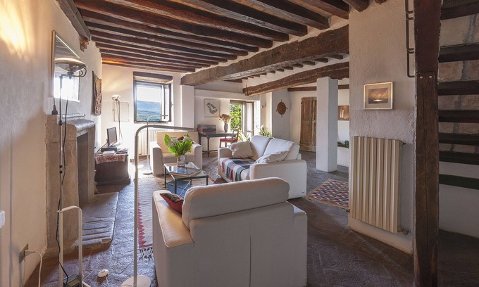 Todi House | Charming Medieval House with piano & Big Garden, in idyllic Todi
