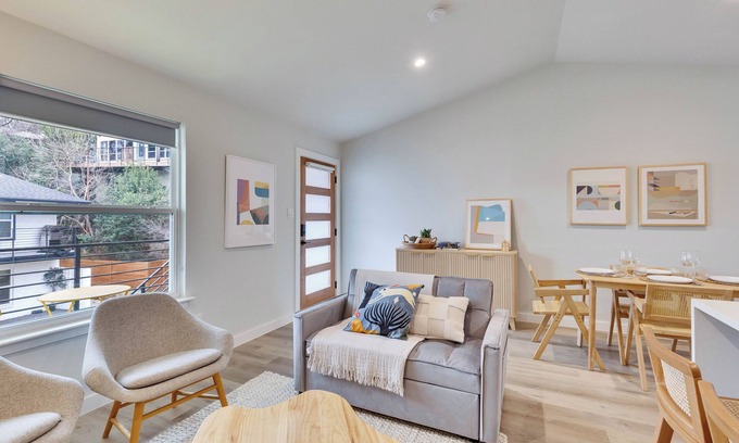 Zilker Apartment | Charming/Modern Prime Location – SXSW- Zilker - ACL - Barton Springs