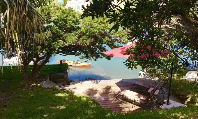 St. George's Cottage | Charming New Waterfront One Bedroom Loft Apartment On Mullet Bay St. George’s
