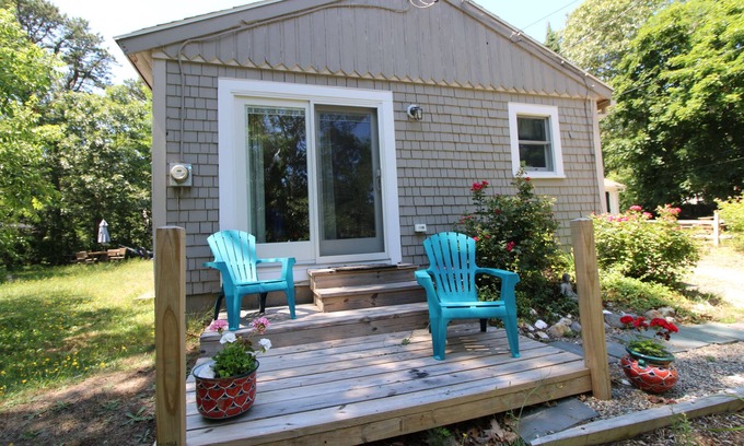 Wellfleet Cottage | Charming Newly Renovated Wellfleet Cottage Near Black Fish Creek (2238)