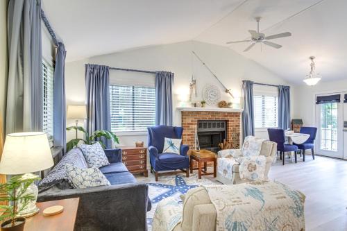Ocean Pines House | Charming Ocean Pines Home - 9 Mi to Beach!