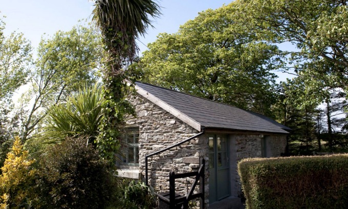Clonakilty Cottage | Charming old stables studio cottage