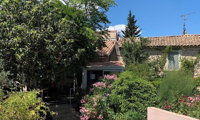 Paradou House | Charming old village house, very quiet, wooded garden, sleeps 4.