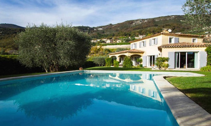 Tourrettes-sur-Loup Villa | Charming Provencalvilla, swimming pool, pool house,very quiet,south, olive trees