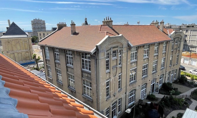 Downtown Le Havre Apartment | Charming, quiet apartment in an ideal location with an incredible view!