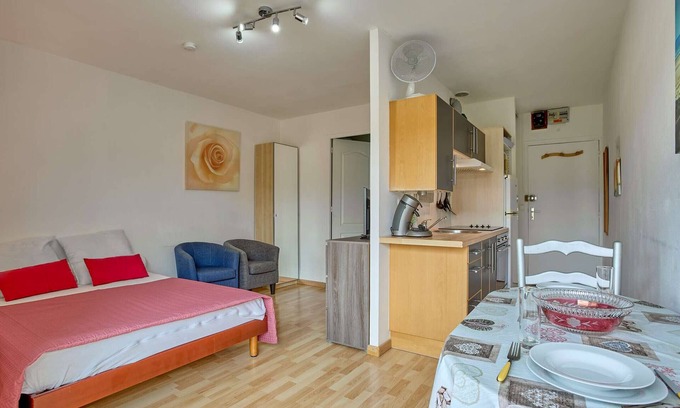 Barbotan-les-Thermes Apartment | Charming renovated studio for 2 near Lake Uby