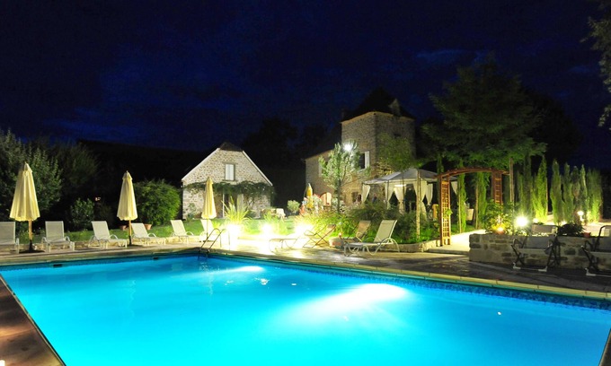 Vayrac Villa | Charming residence, perfect for communing with family and friends.