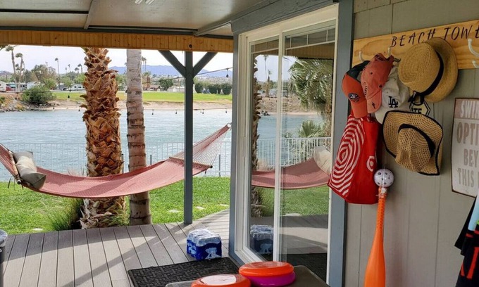 Mohave Valley Cottage | Charming Riverfront Escape with Private Dock on the Colorado