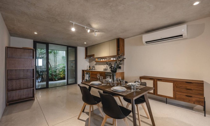 Centro Apartment | Charming single level apt w terrace and pool access