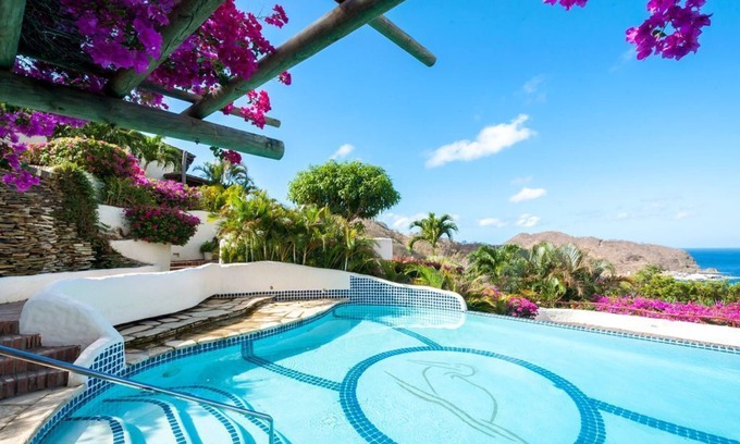 San Juan del Sur Villa | Charming & Spacious Villa with Eye-Catching Views